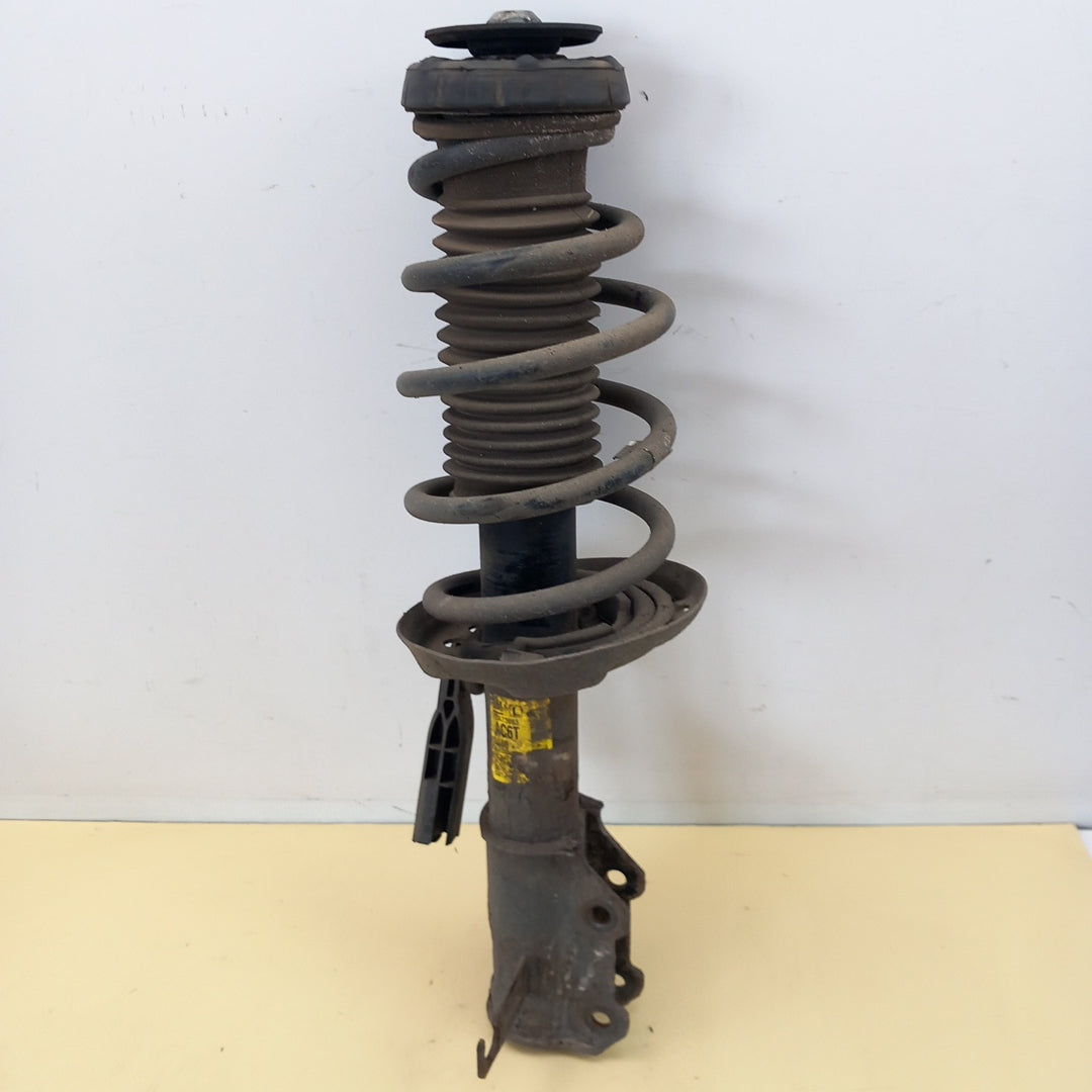 Federbein vorne links AC6T, AAN6 Opel Zafira C Tourer 1,6 CDTI B16DTH